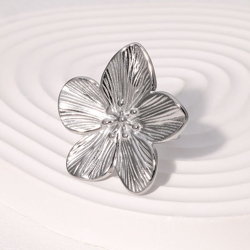 Tropical Flower Ring