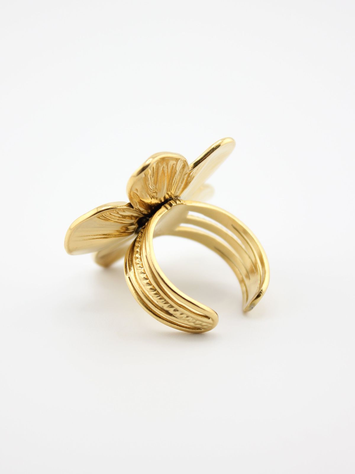 Tropical Flower Ring